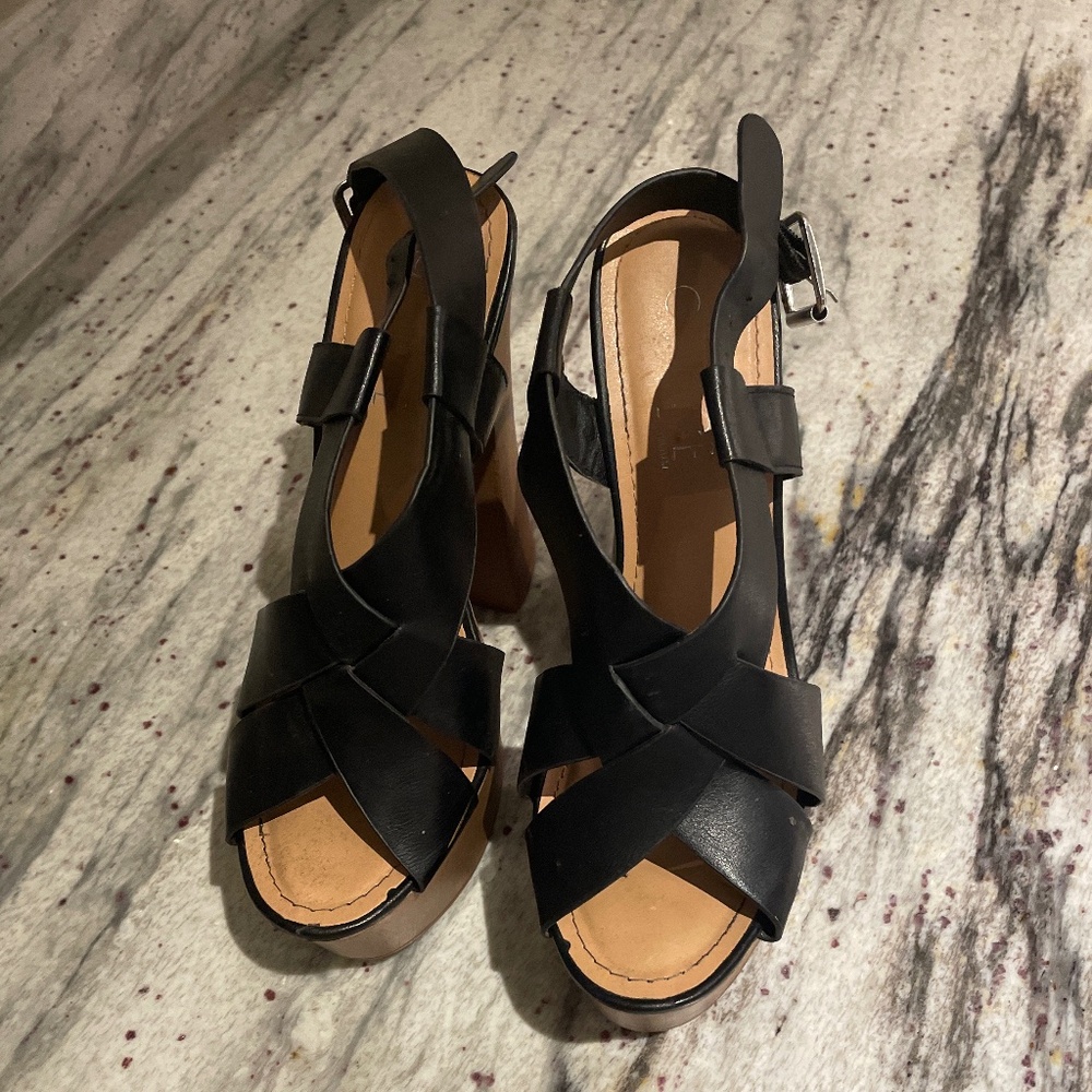 Rouge Helium heeled wood and leather sandals CB